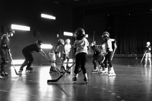 Le roller dans le gymnase de le MJC
